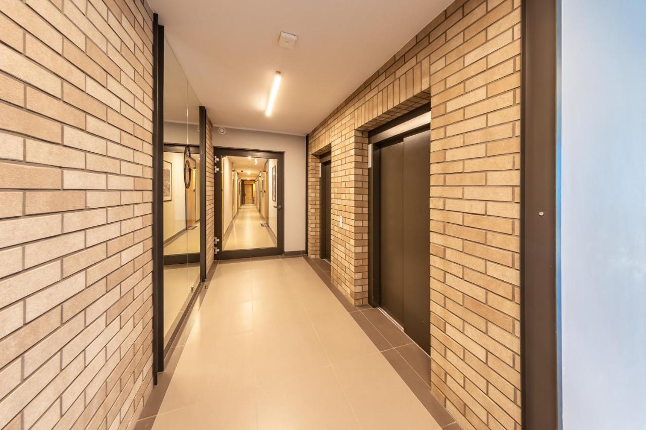 Apartamenty W Gdansku - Zajezdnia Wrzeszcz, Grudziadzka 4B Dış mekan fotoğraf
